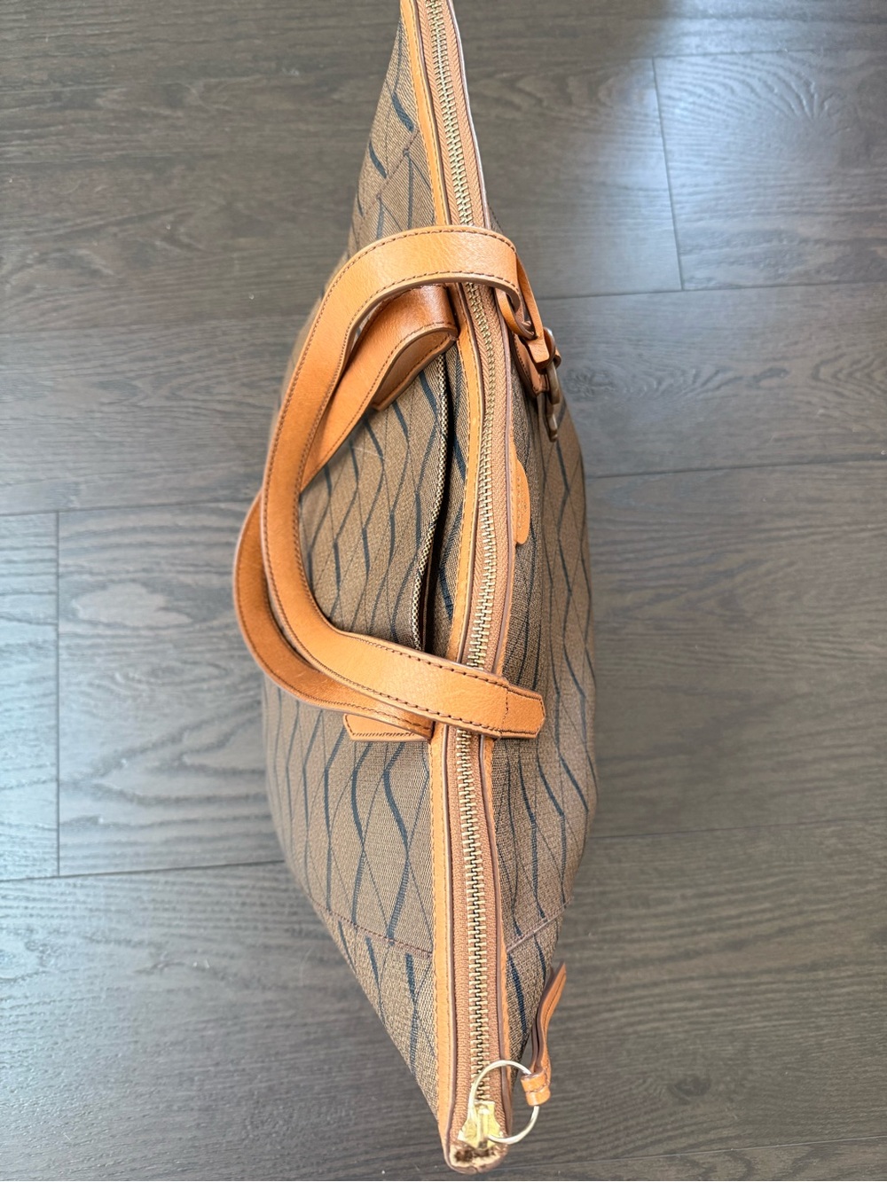 🤎 Fossil Geo Brown and Blue 💙 Tote with Tan Trim - Picture 6 of 11